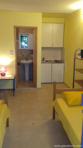 Apartman 2 u Vila Melija, privatni smeštaj u mestu Sutomore, Crna Gora